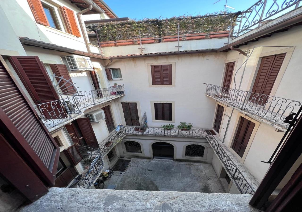 Monkey House Βερόνα Εξωτερικό φωτογραφία
